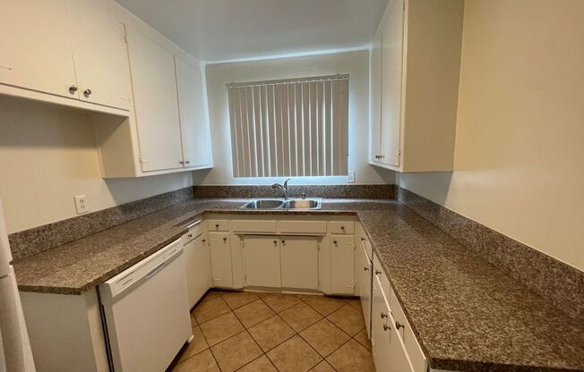 1 bed, 1 bath, $2,195