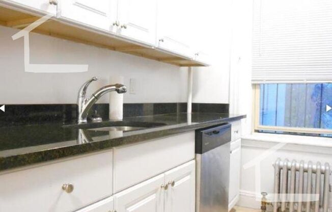 1 bed, 1 bath, $2,450, Unit 4D