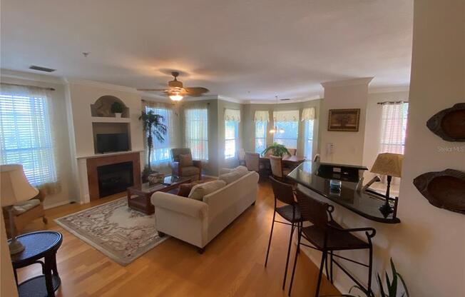 2733 CIPRIANI