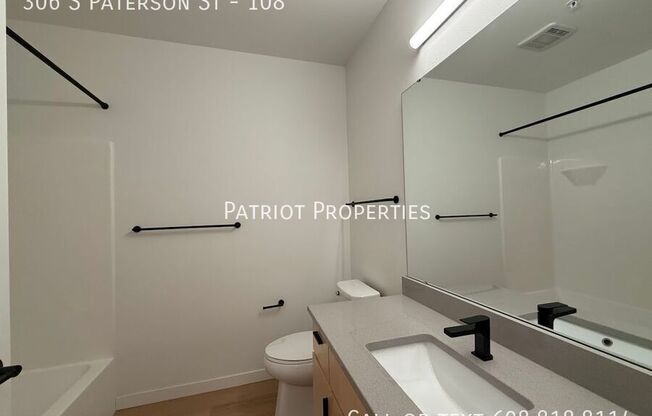 306 S PATERSON ST