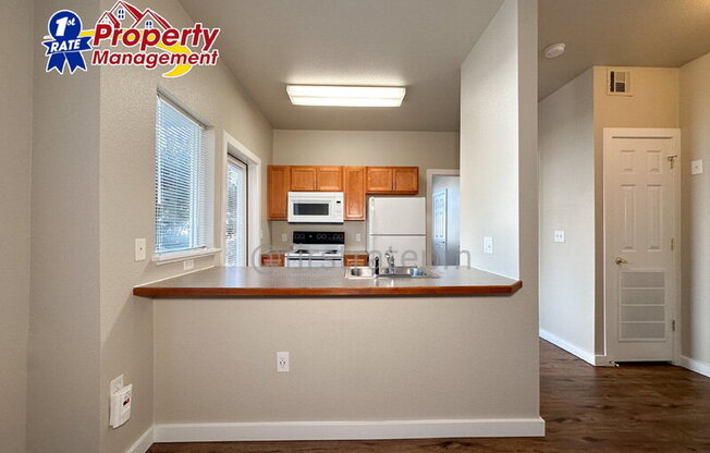 272 W MALLARD DR
