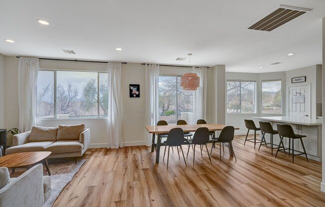 Gorgeous 3 bedroom 2.5 bath split level home in Summerlin!
