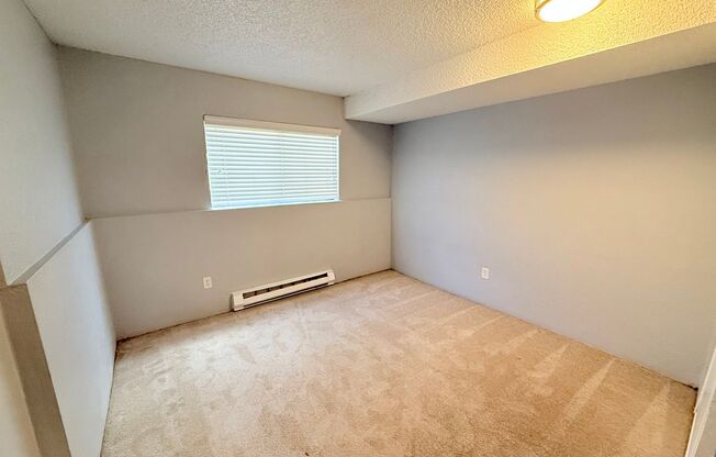 2 beds, 2 baths, 1,000 sqft, $1,695, Unit D - 107