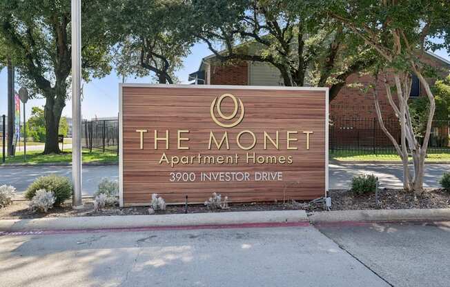 The Monet Apartments in Dallas, Texas Monument Sign