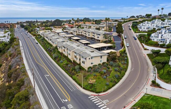 Spectacular Views To Ocean And Del Mar Race Track