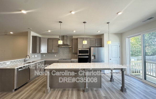 2413 MAGNOLIA BLOSSOM WAY