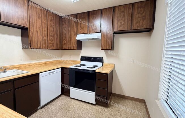 301 S B Street Apts.