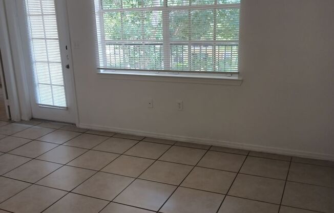 2 BEDROOM 1 BATHROOM AVAILABLE FOR RENT @ MADISON METROWEST
