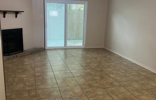 2 beds, 2 baths, $1,025