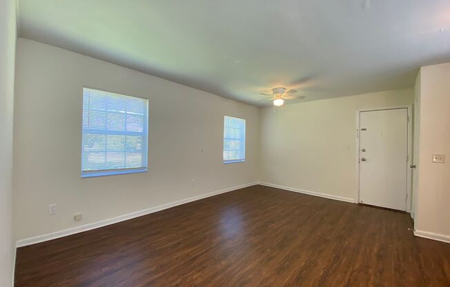 1 bed, 1 bath, $1,150, Unit P1: Piazza Park #5258-A