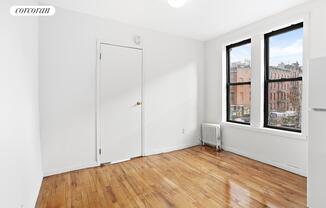 2 beds, 1 bath, $3,900, Unit 11