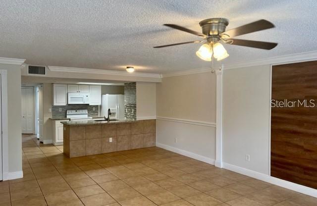 2721 N POINCIANA BLVD
