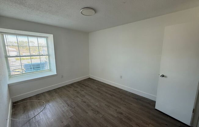 1 bed, 1 bath, 650 sqft, $1,225, Unit 4812-4