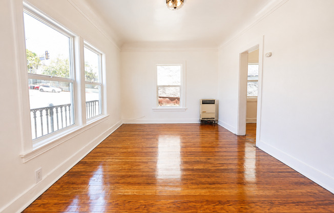 Studio, 1 bath, 450 sqft, $1,395, Unit Unit 101
