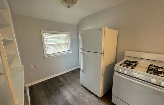 1 bed, 1 bath, 450 sqft, $850