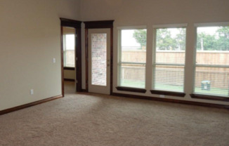 3 beds, 2 baths, $1,495