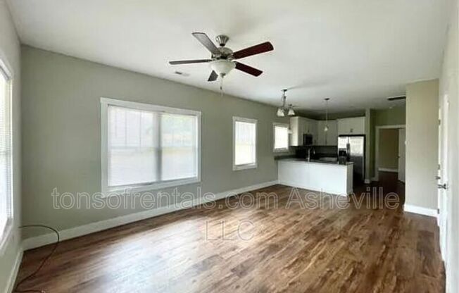 30 CEDAR ST