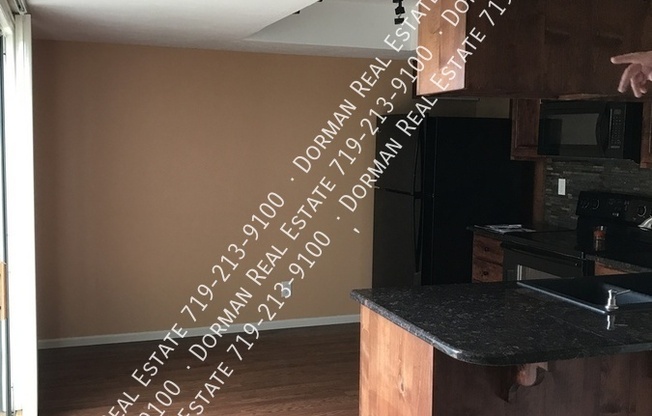 386 COBBLESTONE DR