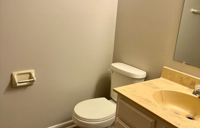 2 bedroom/1 bath New paint and floors.