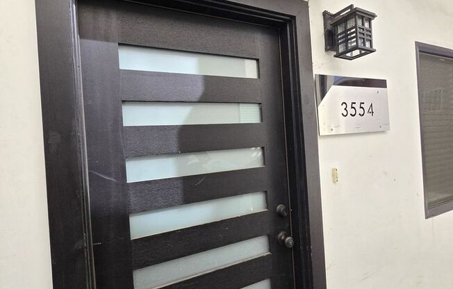 3552 - 3556 1/2 E 7th St