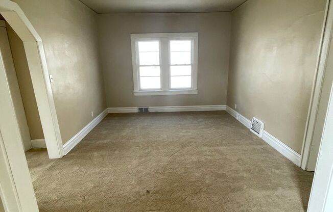HUGE 4 Bedroom Apartment