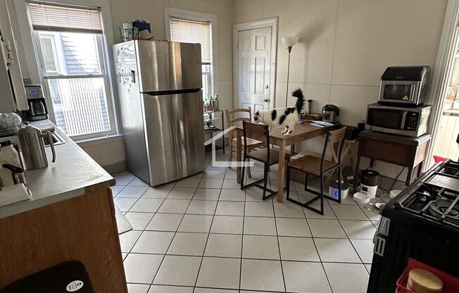 Huge 4 bed in Allston....