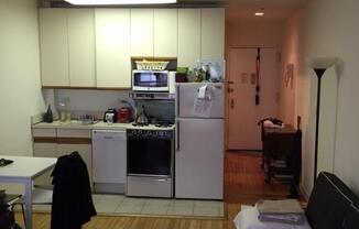 Studio, 1 bath, $2,700, Unit 5-B