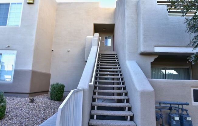 Beautiful 1BED/1BATH Condo located in La Posada in Summerlin!