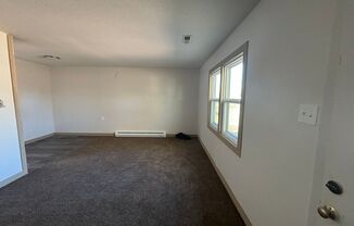 2 beds, 1 bath, $850