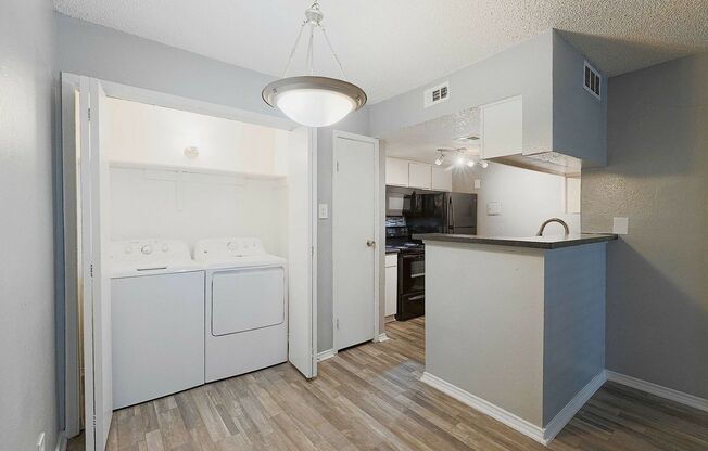 1 bed, 1 bath, 790 sqft, $1,067