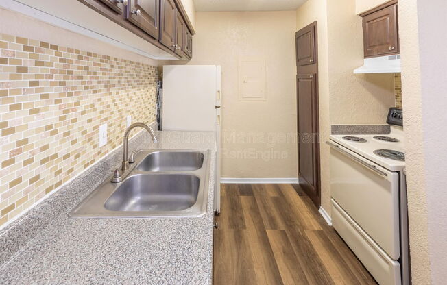 Studio, 1 bath, 402 sqft, $750, Unit 1701