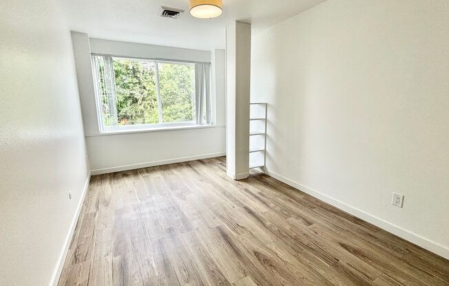 2 beds, 2 baths, 900 sqft, $1,625, Unit 312