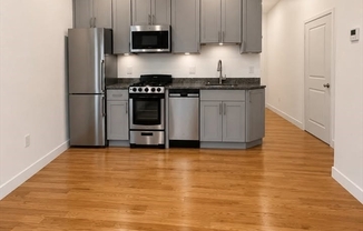 2 beds, 1 bath, $2,100, Unit 301