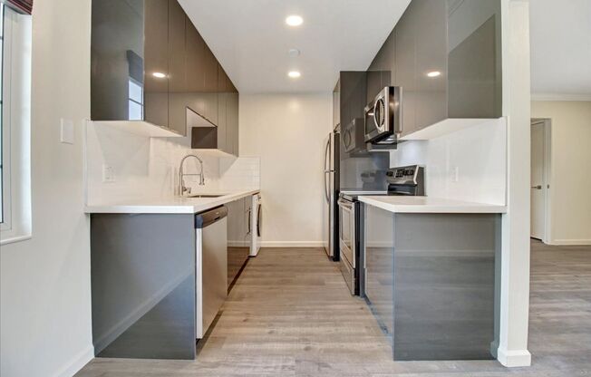 1 bed, 1 bath, 565 sqft, $2,850, Unit 1