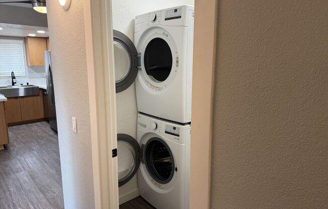 2 beds, 1 bath, 853 sqft, $2,690, Unit 6F