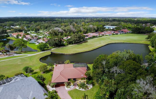 Stunning 3-Bedroom, 2-Bath Pool Home with Lake & Golf Course Views in Sarasota