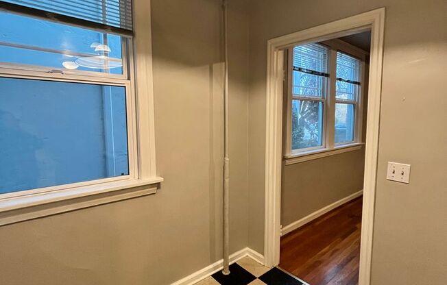 1 bed, 1 bath, $1,345, Unit 007