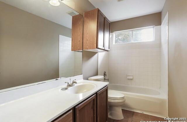 2812 BERRY PATCH