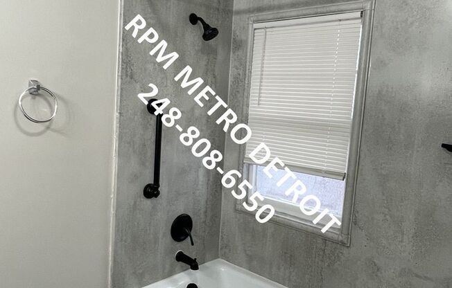 3 beds, 1 bath, $1,650, Unit (NO)