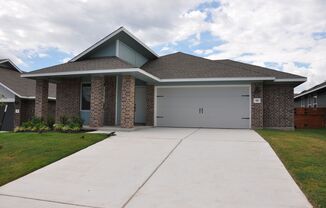 Brand New 3 Bedroom 2 Bath in Plumb Creek