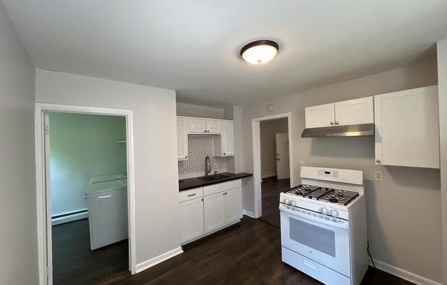 94 DANA AVE