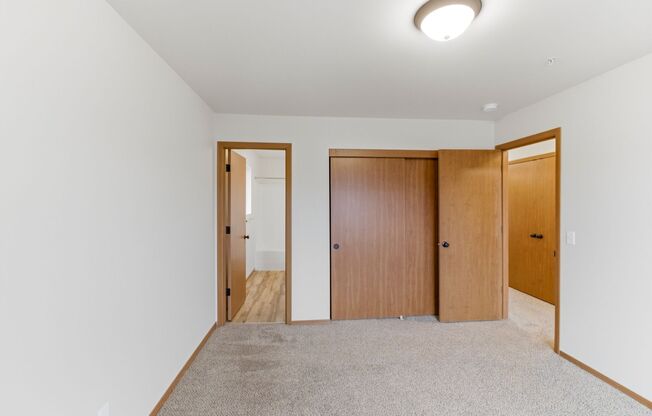 2 beds, 2 baths, 952 sqft, $1,595, Unit 1913-201