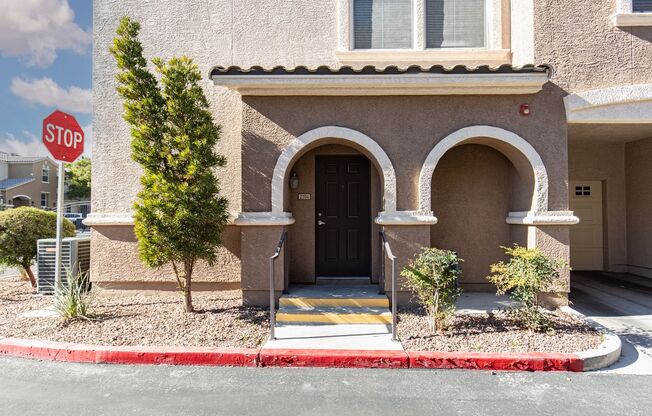 2 beds, 2 baths, $1,750