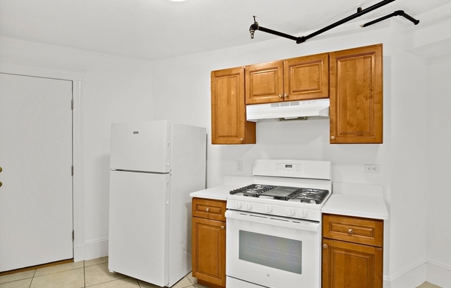 2 WALNUT ST
