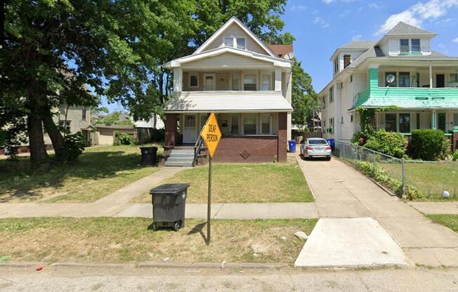 12331 TUSCORA AVE