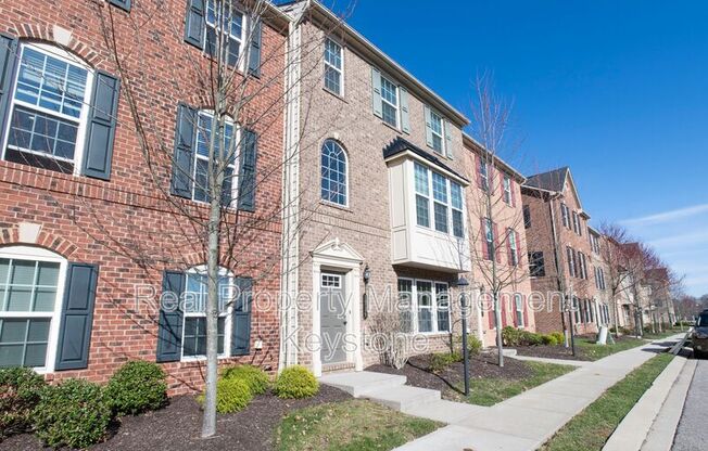 1719 SAINT JOHNS LN
