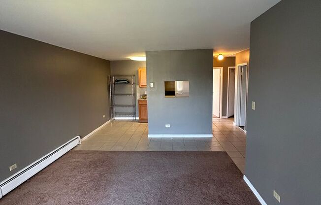 1 bed, 1 bath, $1,400, Unit 6