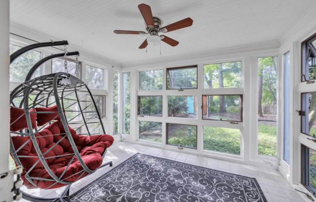 Charming 2 Bed 2 Bath House in the Heart of Madison - Fully Furnished!