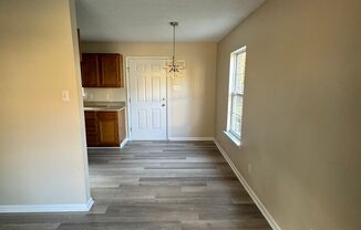 3 beds, 1 bath, $1,550