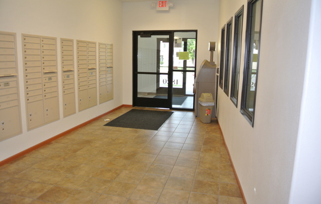 2 beds, 2 baths, 985 sqft, $1,025, Unit 216